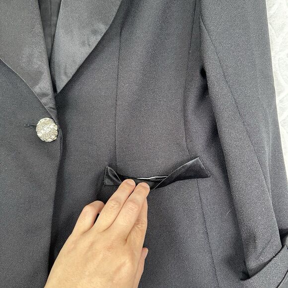 Vtg Tuxedo Blazer Women 6 Small Black Satin Shawl Collar Rhinestone 1 Button 80s - Picture 3 of 12
